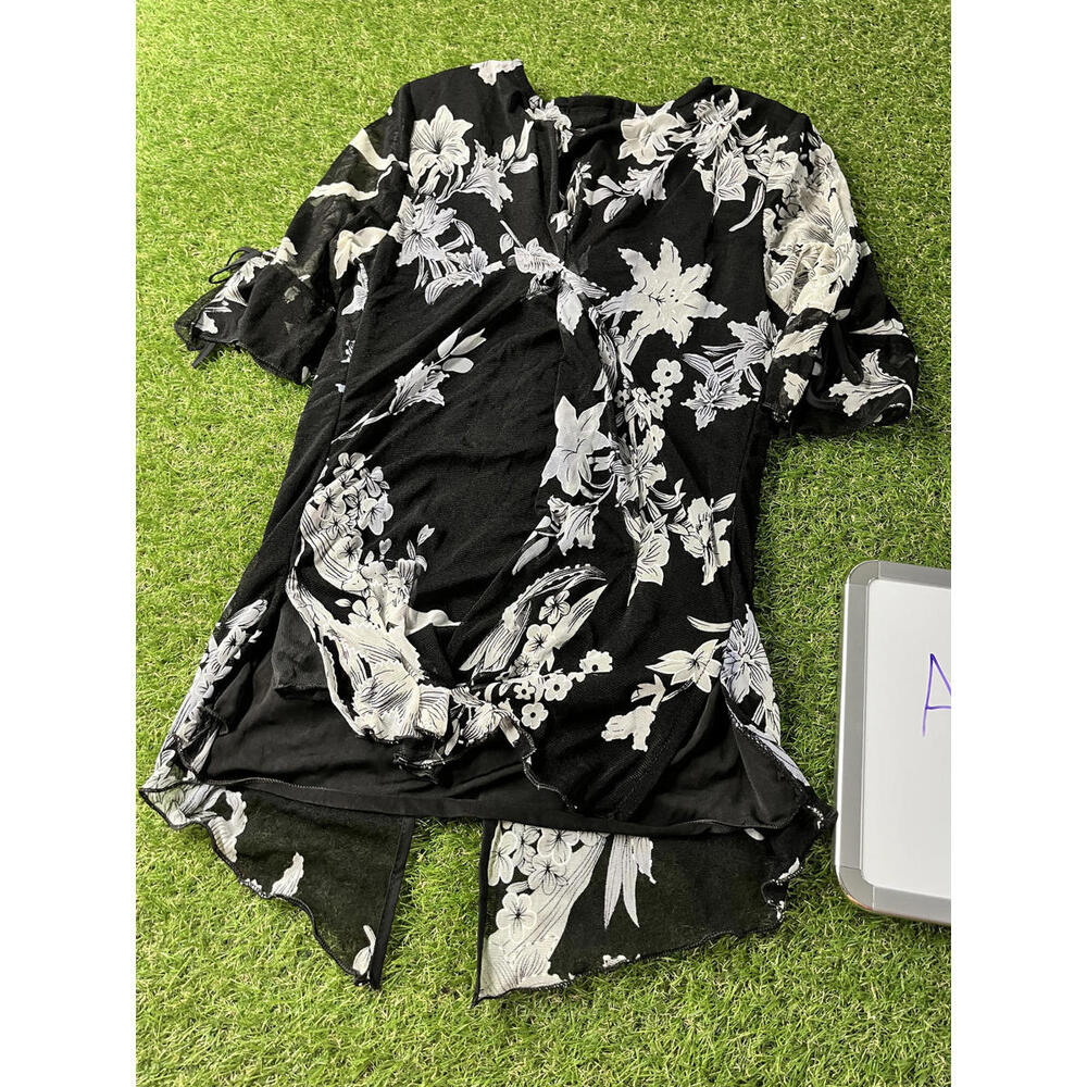 Design Works Black Floral Rhinestone Accent Blouse‎ Medium Fairy Fairy-core